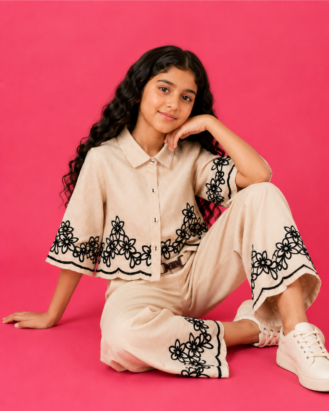 Noir Petal Co-ord Set  6318-a